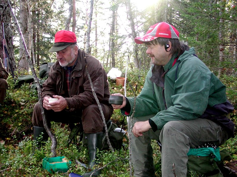 2004 v Ytre Damtjonn_3.jpg - Kåre og Frode